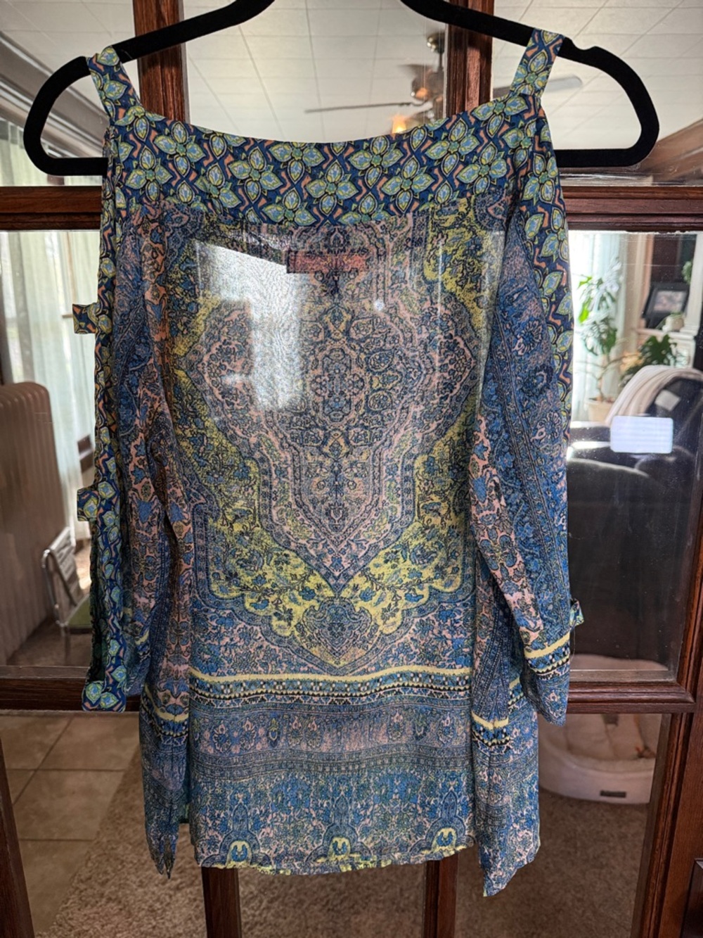 Olive Hill Blue Paisley Cold Shoulder Tunic Top Ladder Cutout Sleeve Womens‎ M